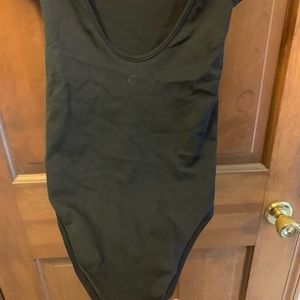 Black lululemon body suit